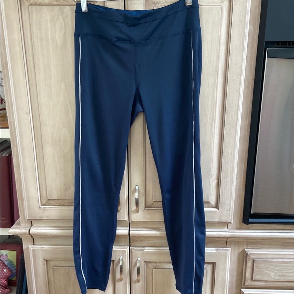 Catherine Malandrino Navy Blue Athletic Leggings w/ gray Stripes